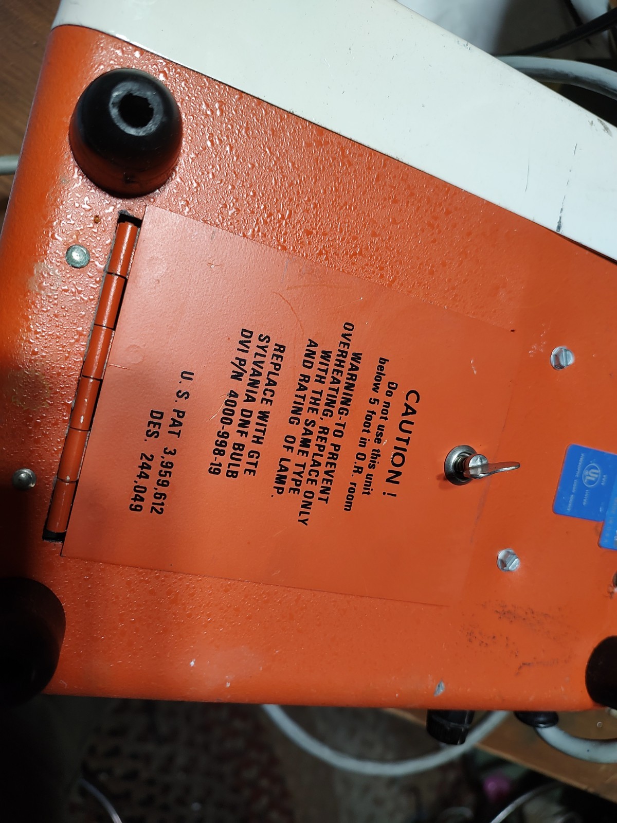 Universal Light Source , For Medical Equipment