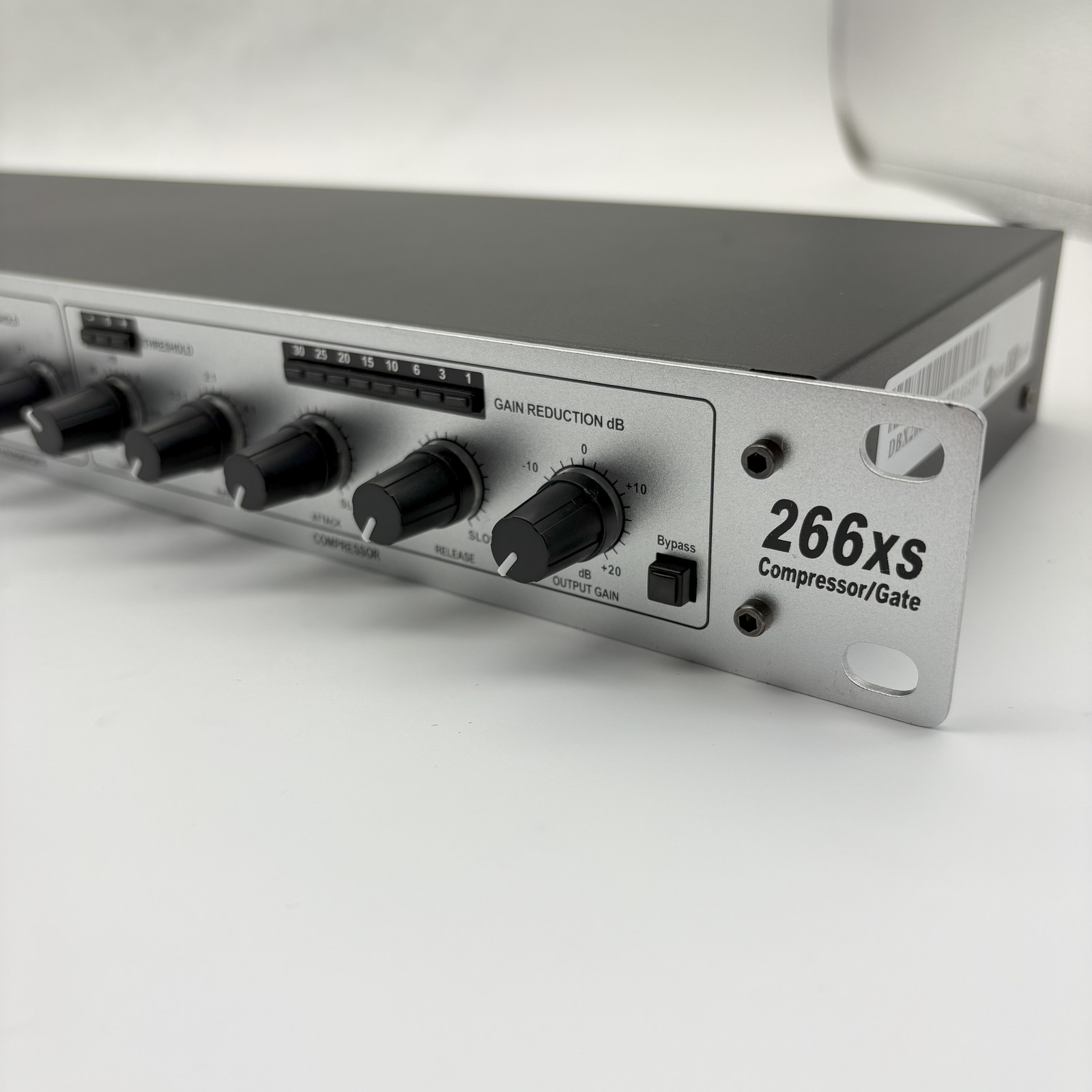 dbx 266xs Dual Channel Compressor Gate Dynamics Processor w/ Side Chain Insert