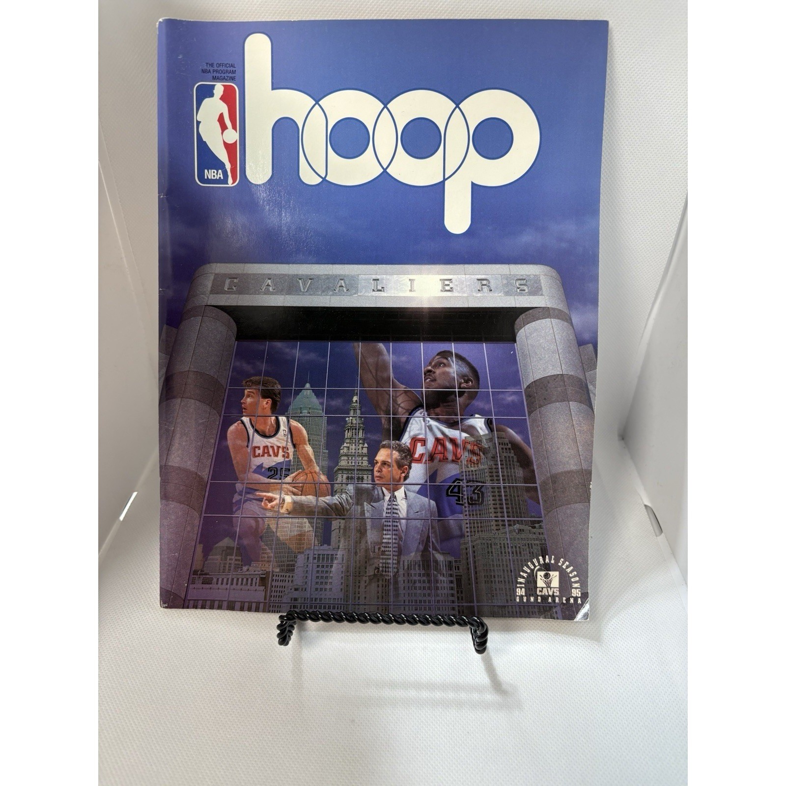 1 Cleveland Cavaliers NBA HOOP Magazine From Inaugural Season 1994-95, Gund