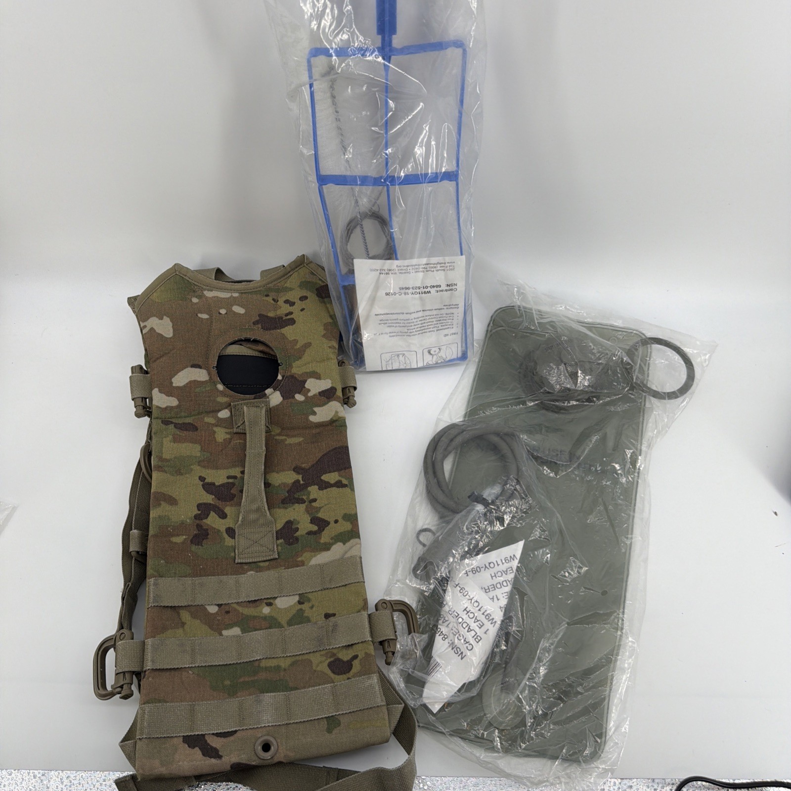 USGI Military Camelbak Hydration Carrier OCP MULTICAM Camo W/ Bladder/Liner