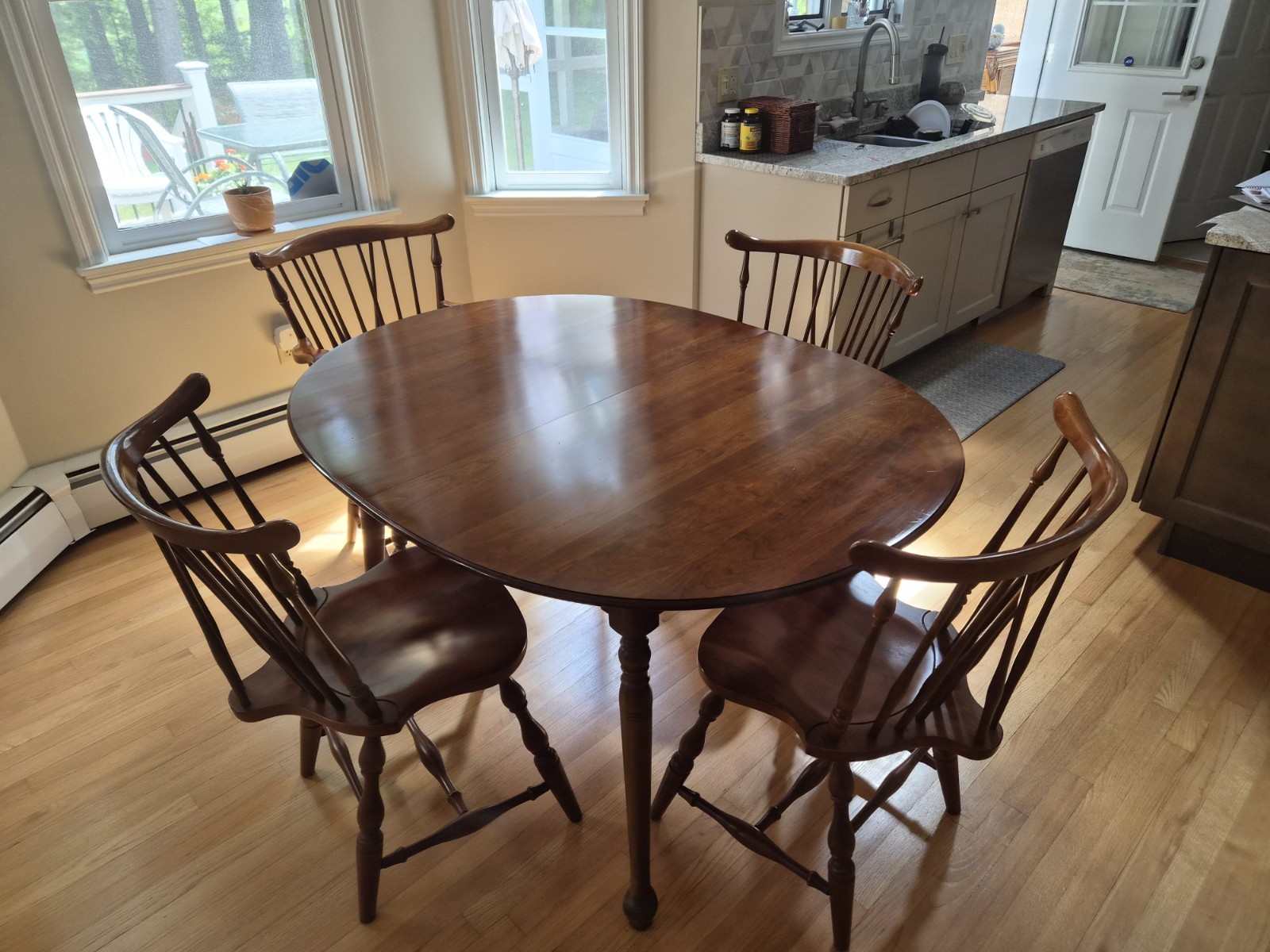 dining room table and 6 chairs