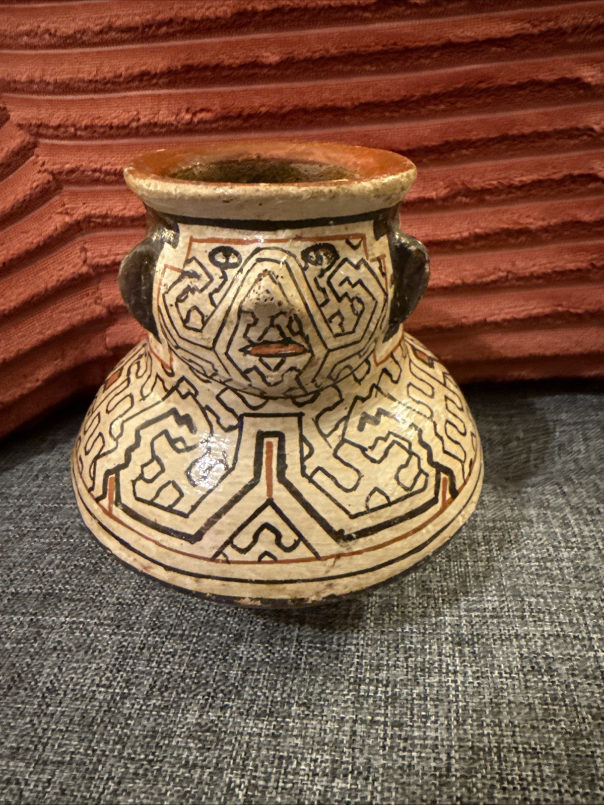 Vintage Peruvian Shipibo Conibo Hand Made Painted Face Clay Pottery Jug Peru 5.5
