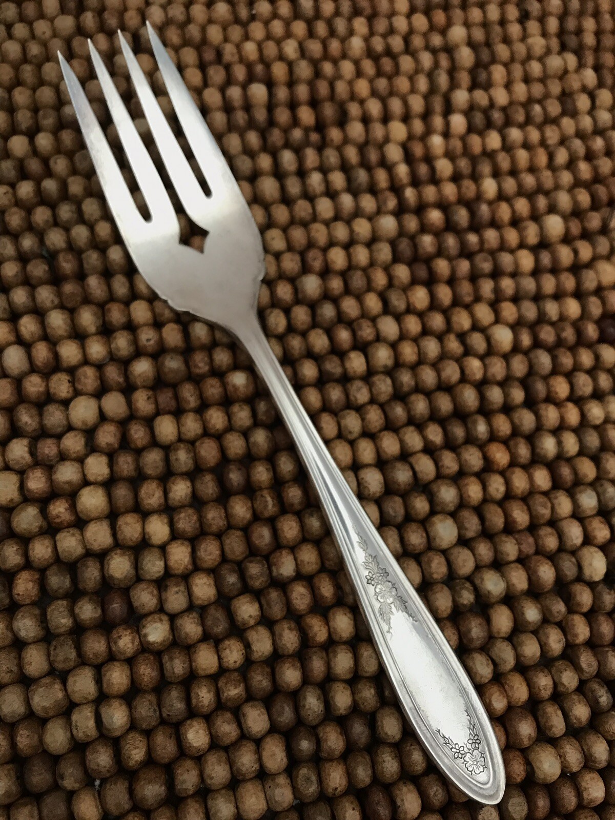 1921 ARDSLEY Oneida Par Silverplate Floral  Pointed Tip SALAD FORK 6 1/8”