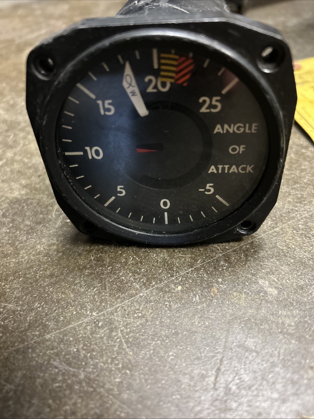 Vintage military aircraft Angle of Attack (AOA) indicator Gage 20-80072-1