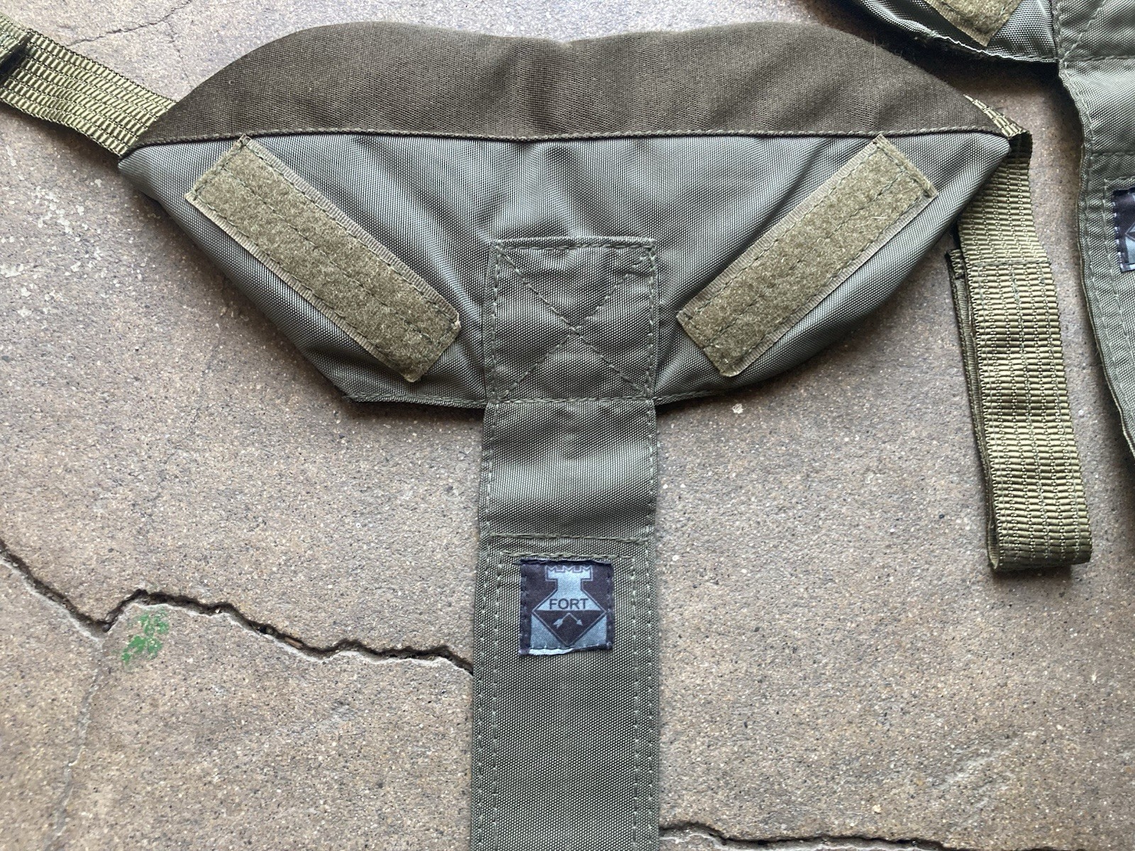 Replica FORT Defender 2 Necks by Bastion - great condition