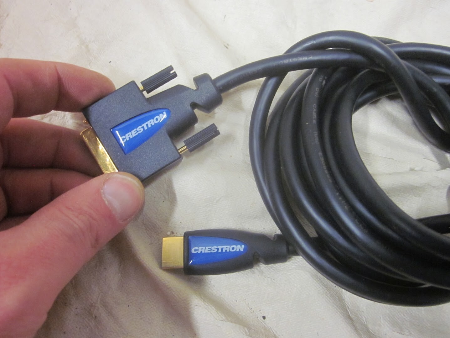 Crestron Certified CBL-HD-DVI-12 12' HDMI to DVI Interface Cable - Works Great