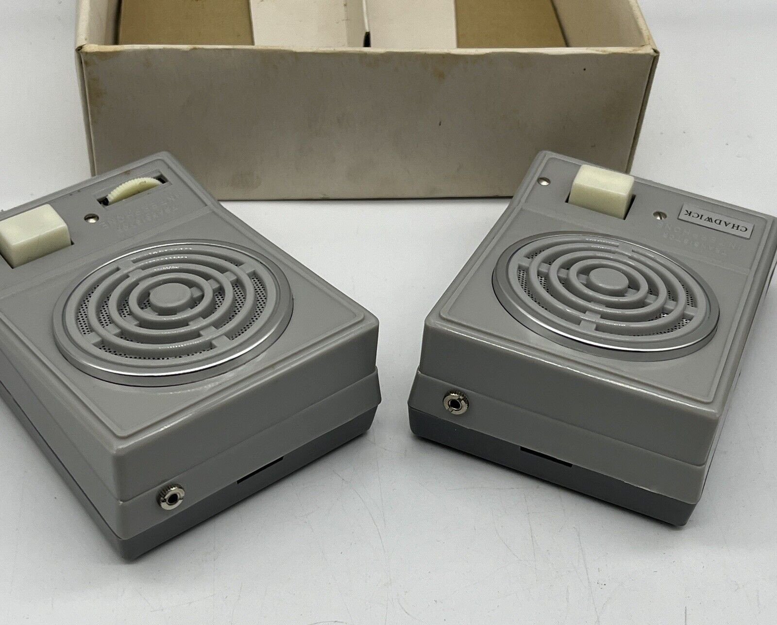 Vintage Chadwick 2-Station Transistor Intercom Model KE-10 NOS