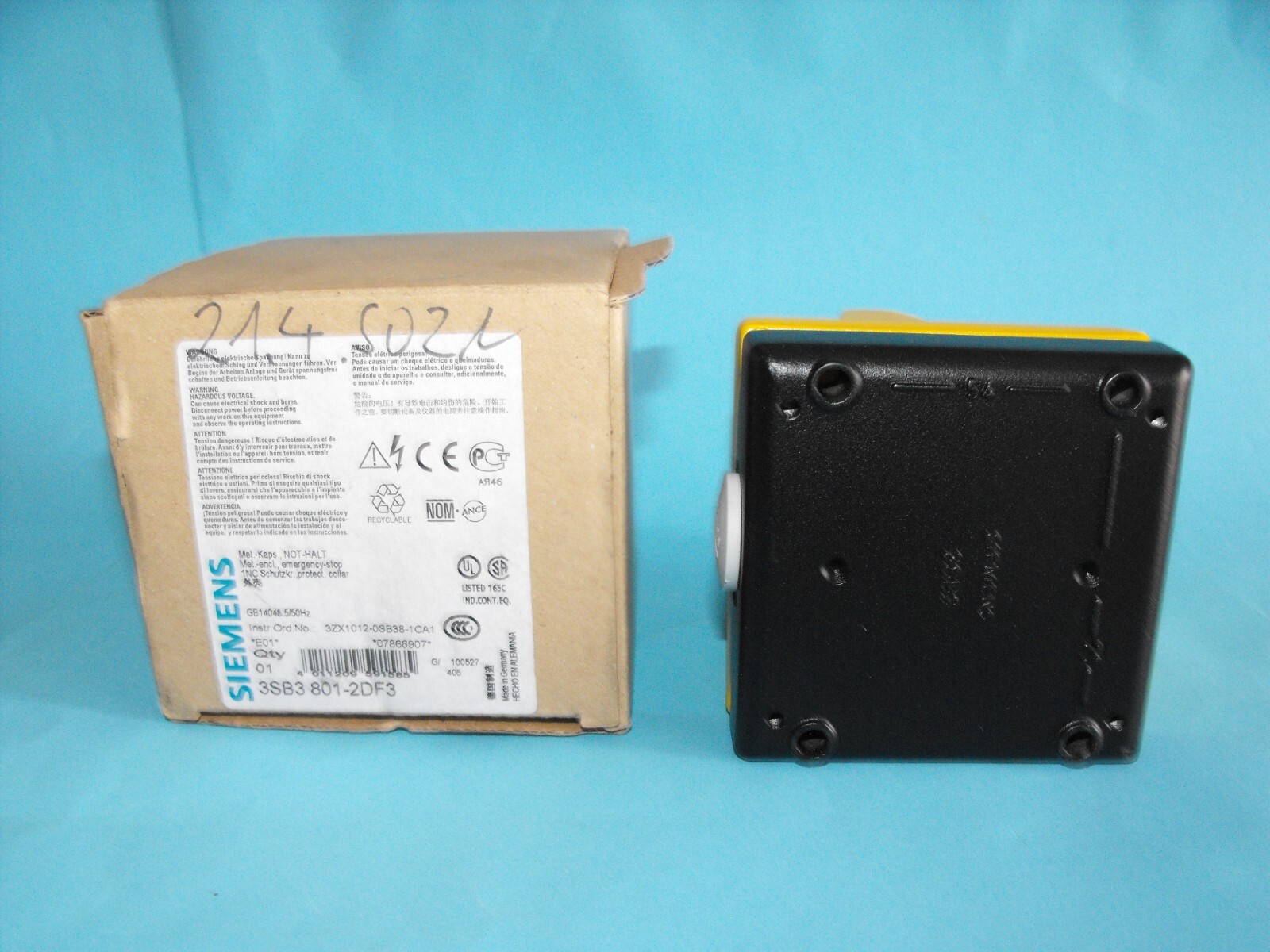 SIEMENS 3SB3801-0DF3.Emergency Stop Button Switch.07866907.NEW