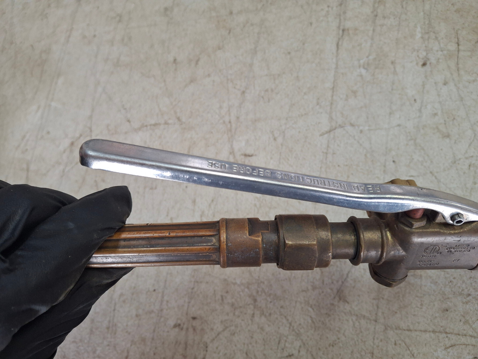 Victor CA2460 Cutting Torch 8TD 123 (NO KNOBS)