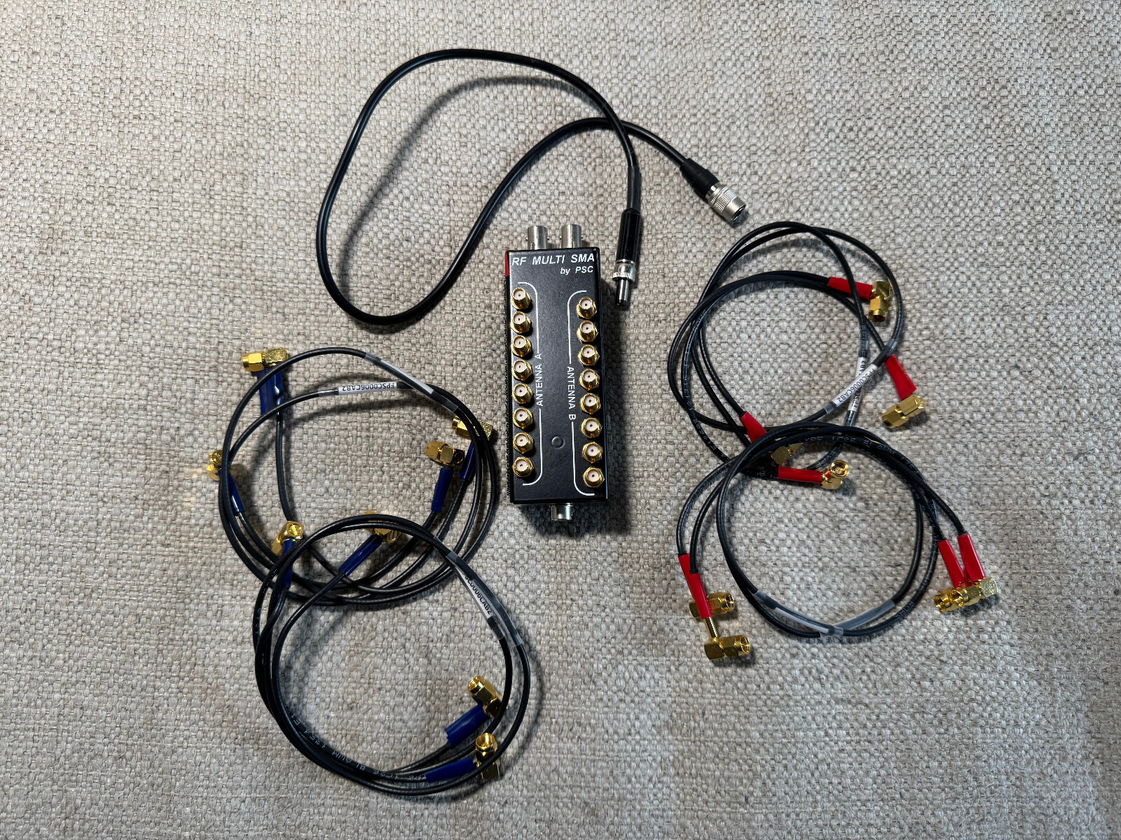 RF Multi SMA  Dual Band by PSC (470-870 MHz) with Antennae Cables, power cable