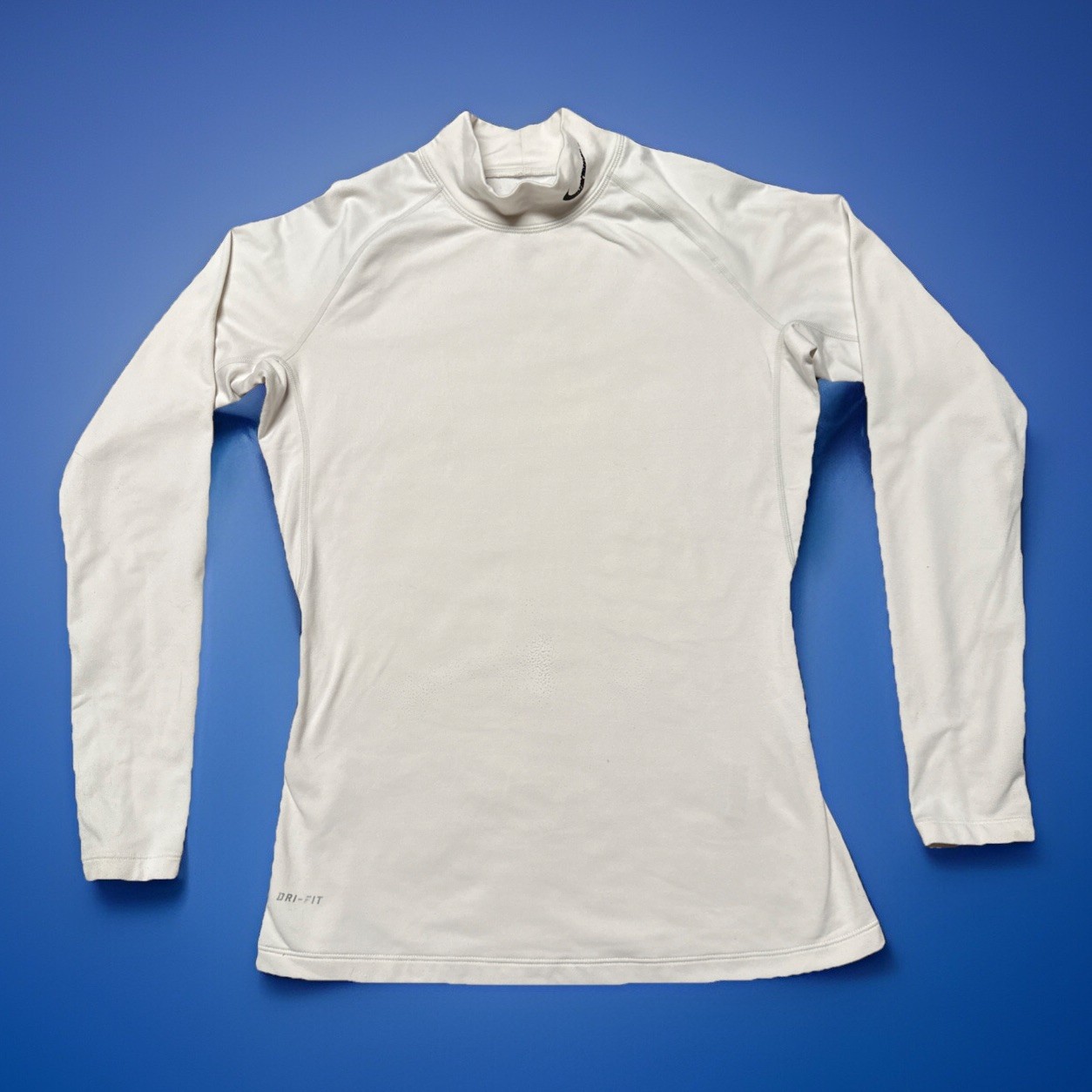 Nike Men’s Size Medium Pro Combat Dri-Fit Shirt Long Sleeve White Good Used