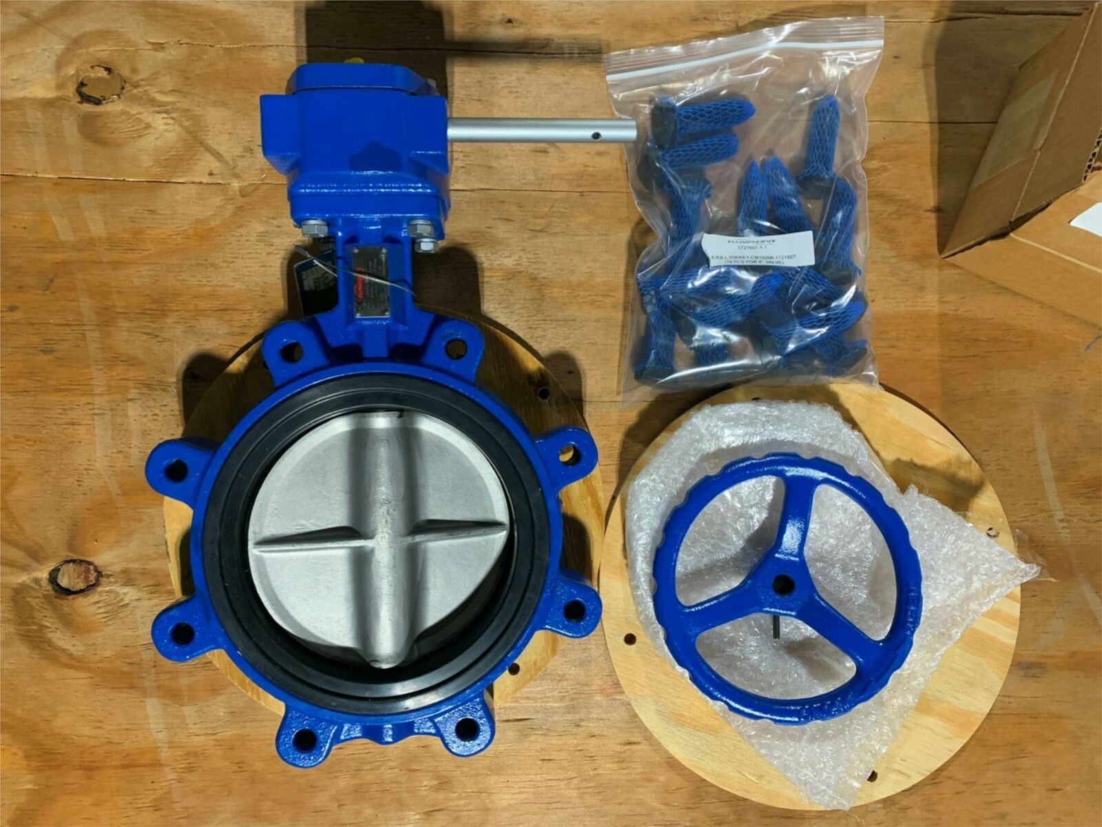 1x NEW FLOWSERVE 8" Lug Butterfly Valve-CF3M Disc-EPDM Seat-316 SS Shaft-Gear OP