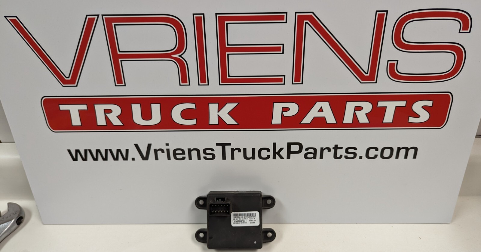 PETERBILT - MODULE-MIRROR CONTROL, Q27-6017-001