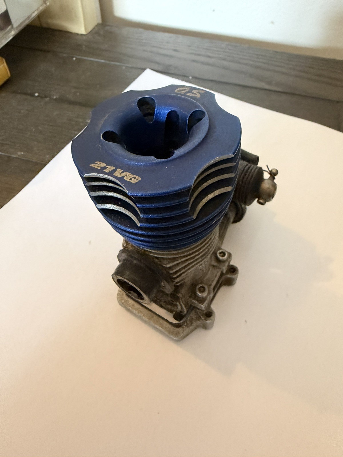 O S 21 VG Nitro Engine W/ O S Carb