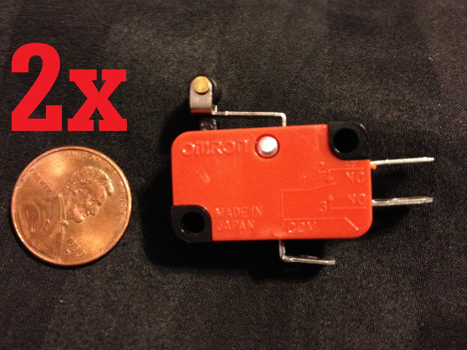 2 Pieces 2x NEW V-155-1C25 MICRO SWITCH SPDT HINGE ROLLER LEVER 15A  B1