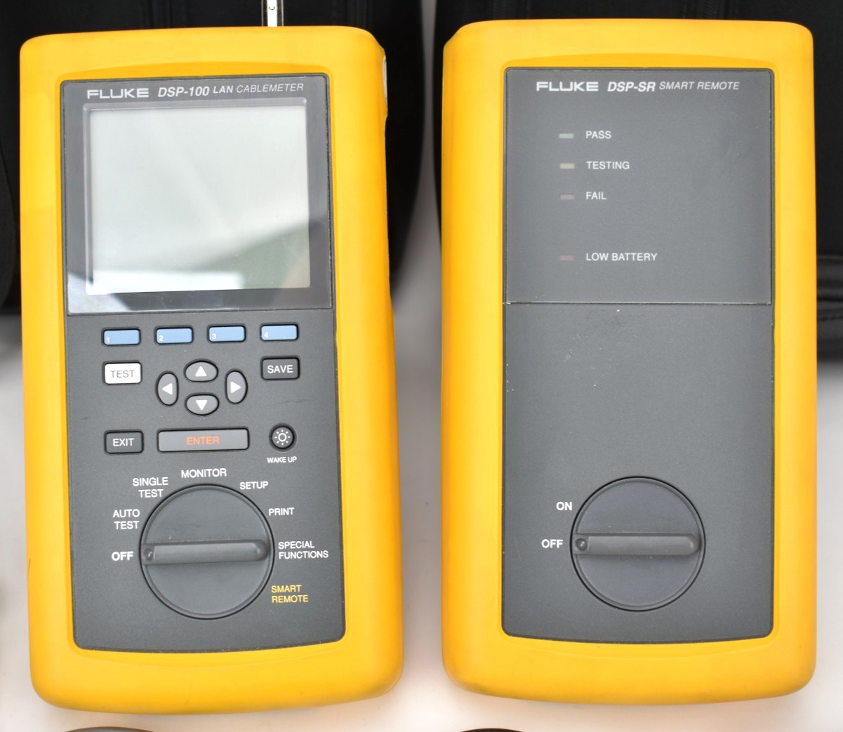 Fluke DSP-100 LAN CableMeter Kit w/ DSP-SR Smart Remote Cases Battery Cables