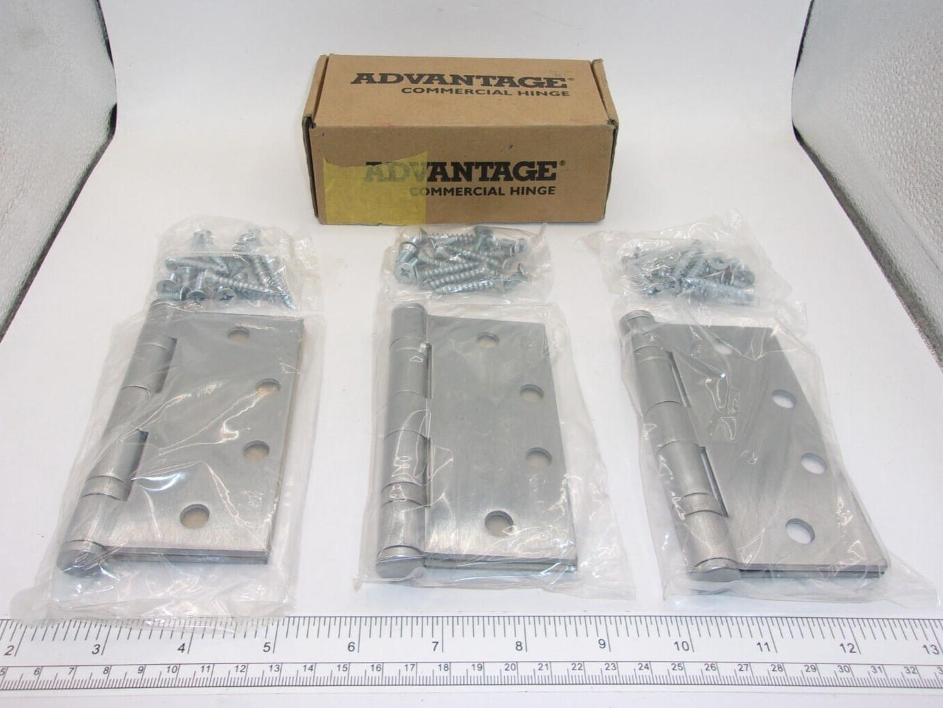 3 Advantage Commercial Hinges 4-1/2" x 4-1/2" x 3.4mm SQ Radius US26D, 0528C