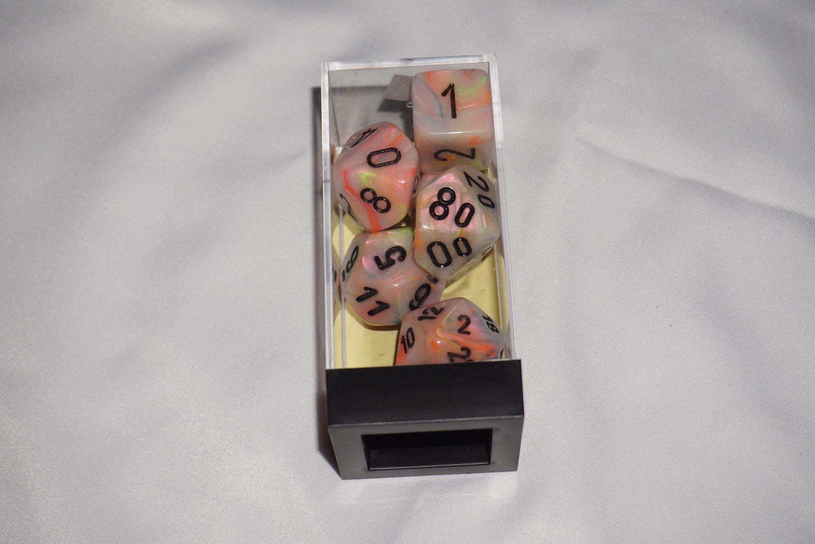 Chessex 22442 Festive Circus / black Mega-Hedral CHX Dice Set NEW Sealed