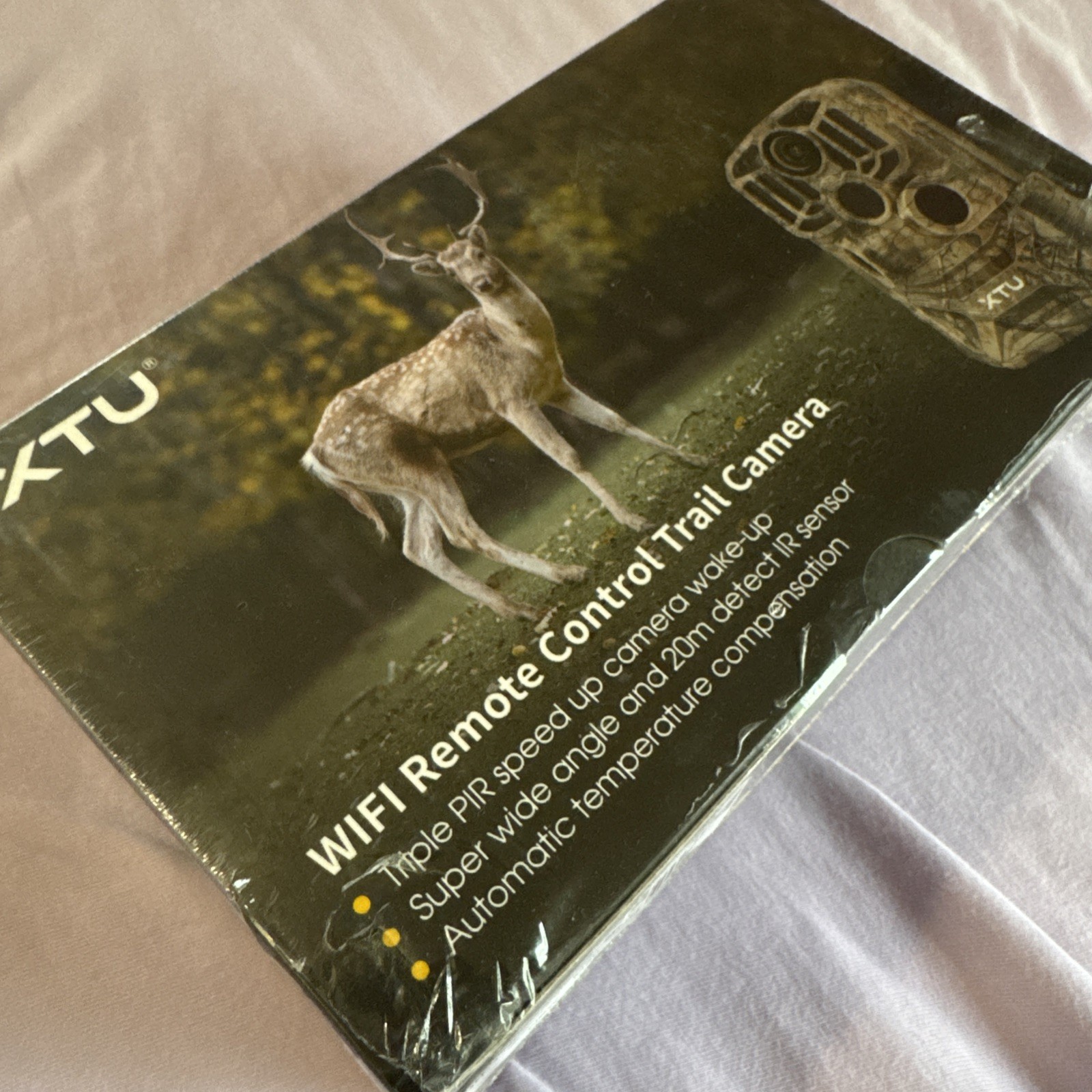 XTU WiFi Remote Control Trail Hunting Digital Camera Water Proof IP65