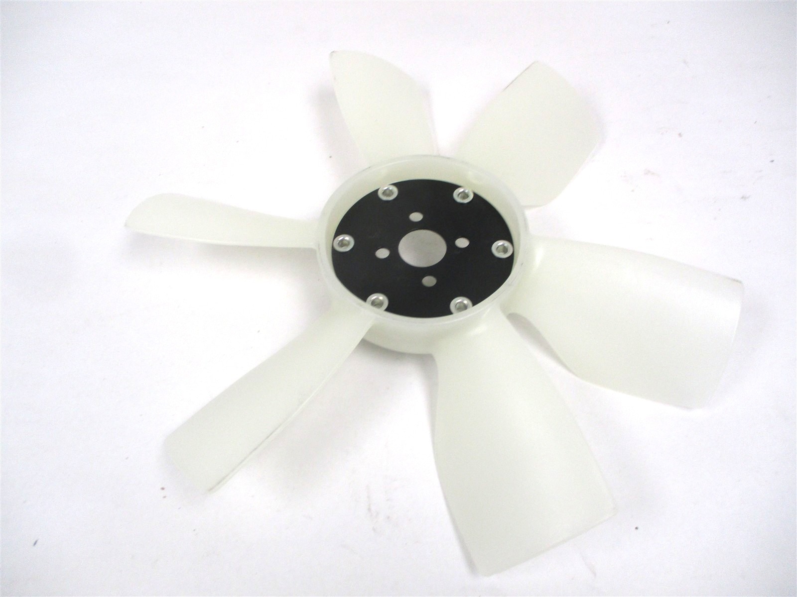 16532-74110 GENUINE KUBOTA 6 BLADE PUSHER FAN 410MM 16"