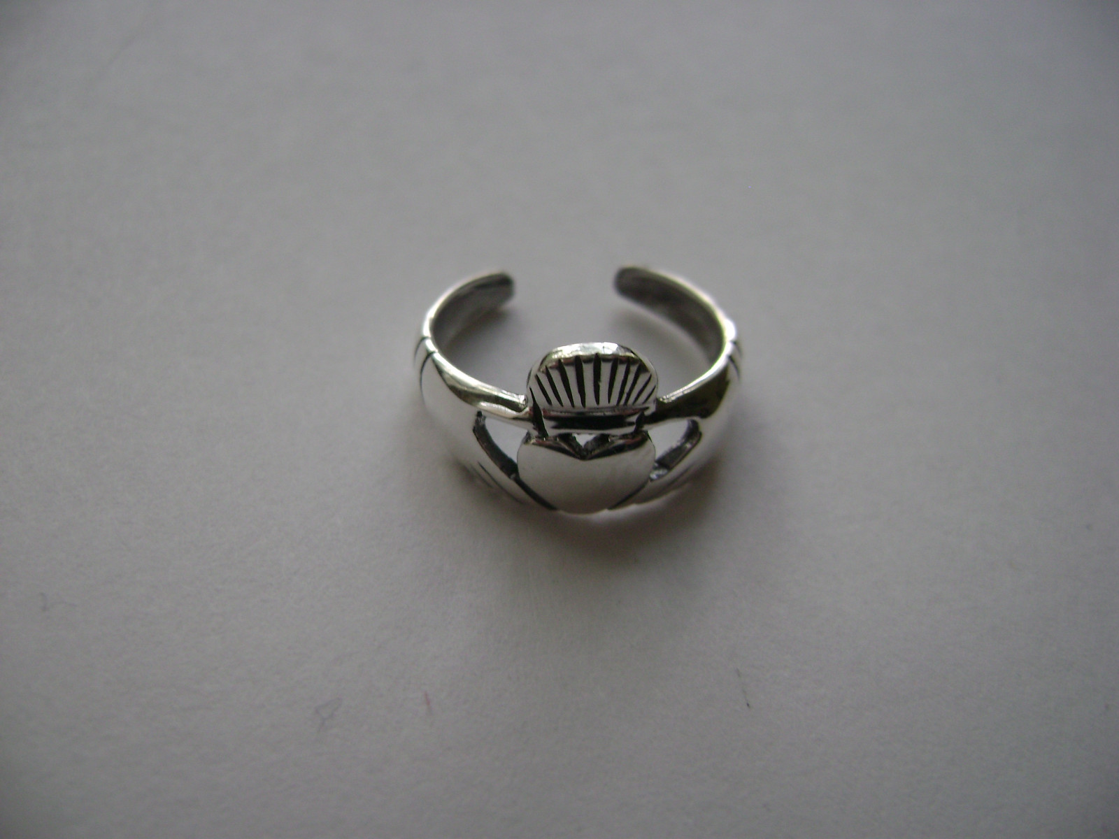 Sterling Silver Irish Claddagh Heart Hart Toe Ring New