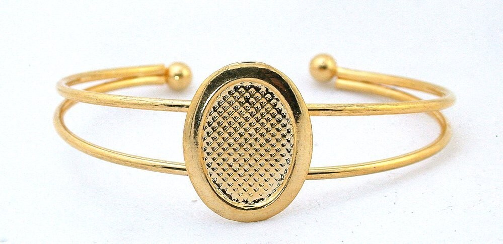 Two Gold Color 18x13 18mm x 13mm Glue Down Cabochon 7 Inch Cuff Bracelet CF938