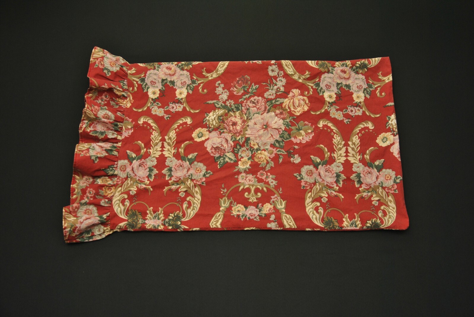 VTG Ralph Lauren Danielle Marseilles Red Floral Pillowcase Ruffle