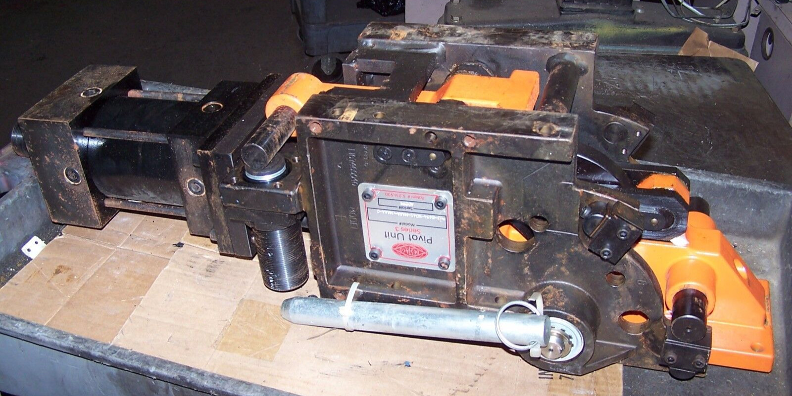 NEW DESTA CO SERIES 3 PIVOT UNIT  PM3-E454-ND41-MAAA-MAAA-0
