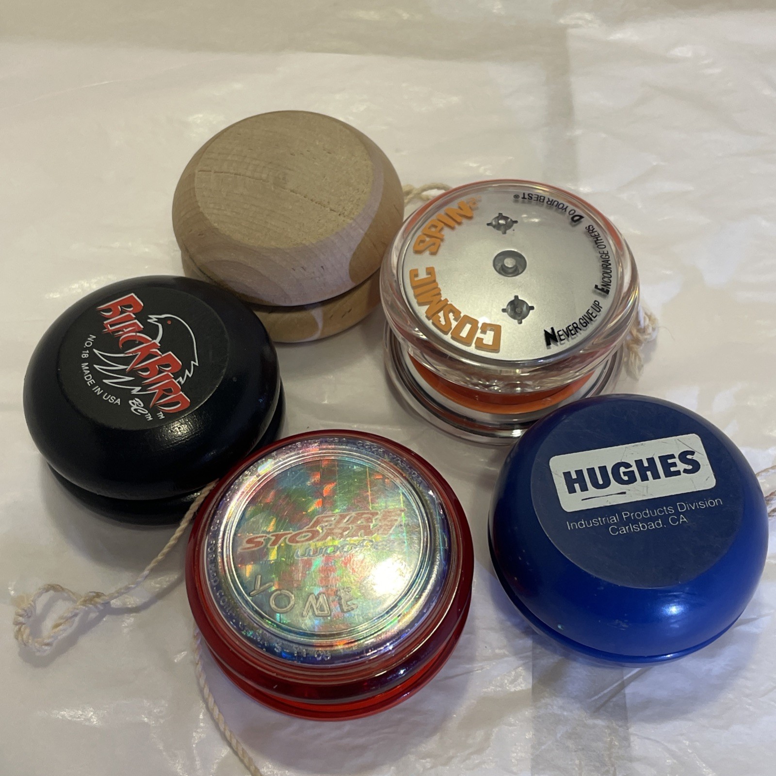 VTGCollectible 1980- 90 Yo-yo Plastic+Wood String Yo-Yo Butterfly. Set of 5