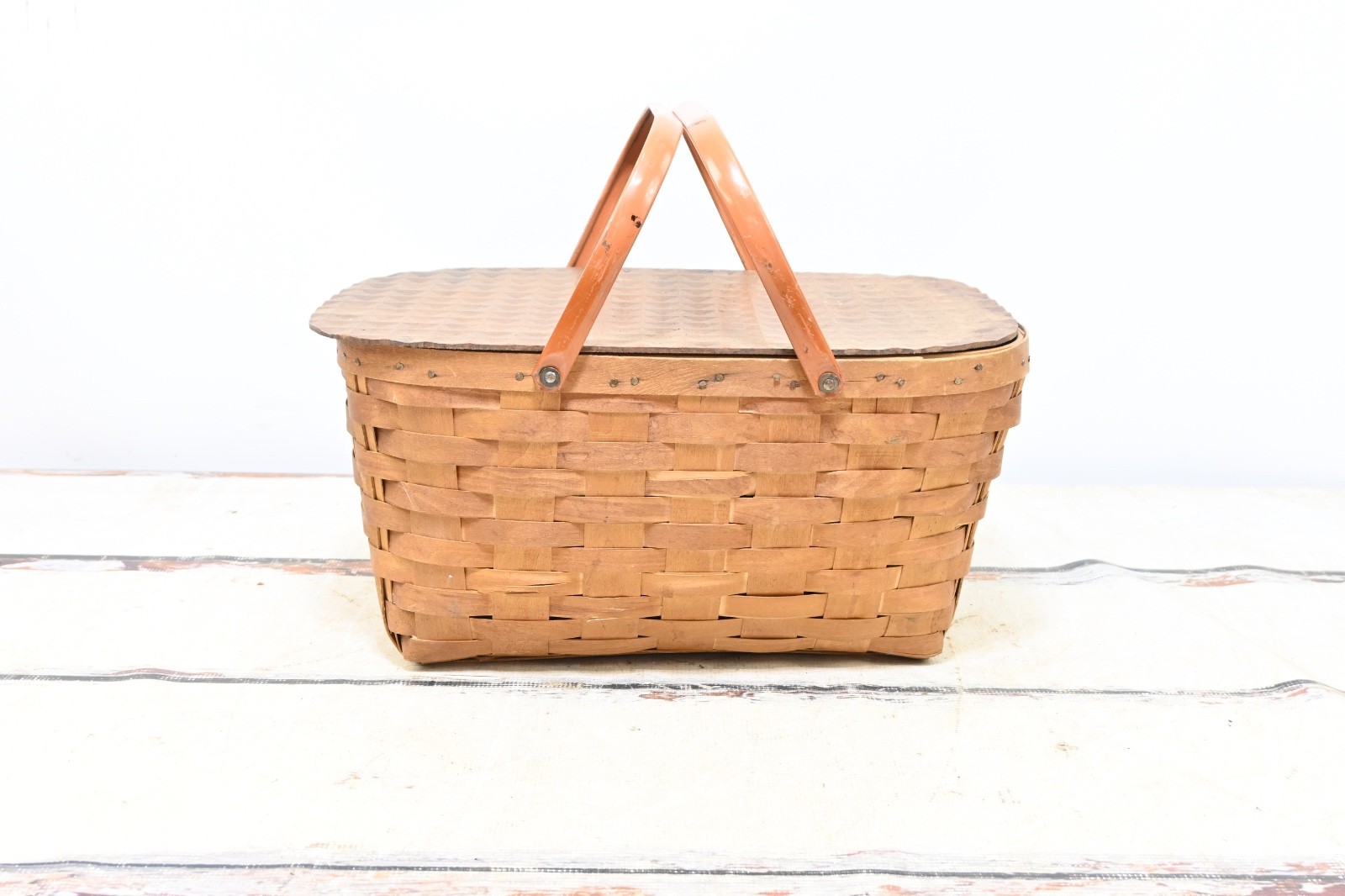 Vintage . Picnic Basket Woven Wicker and Wood Metal Swing Handles