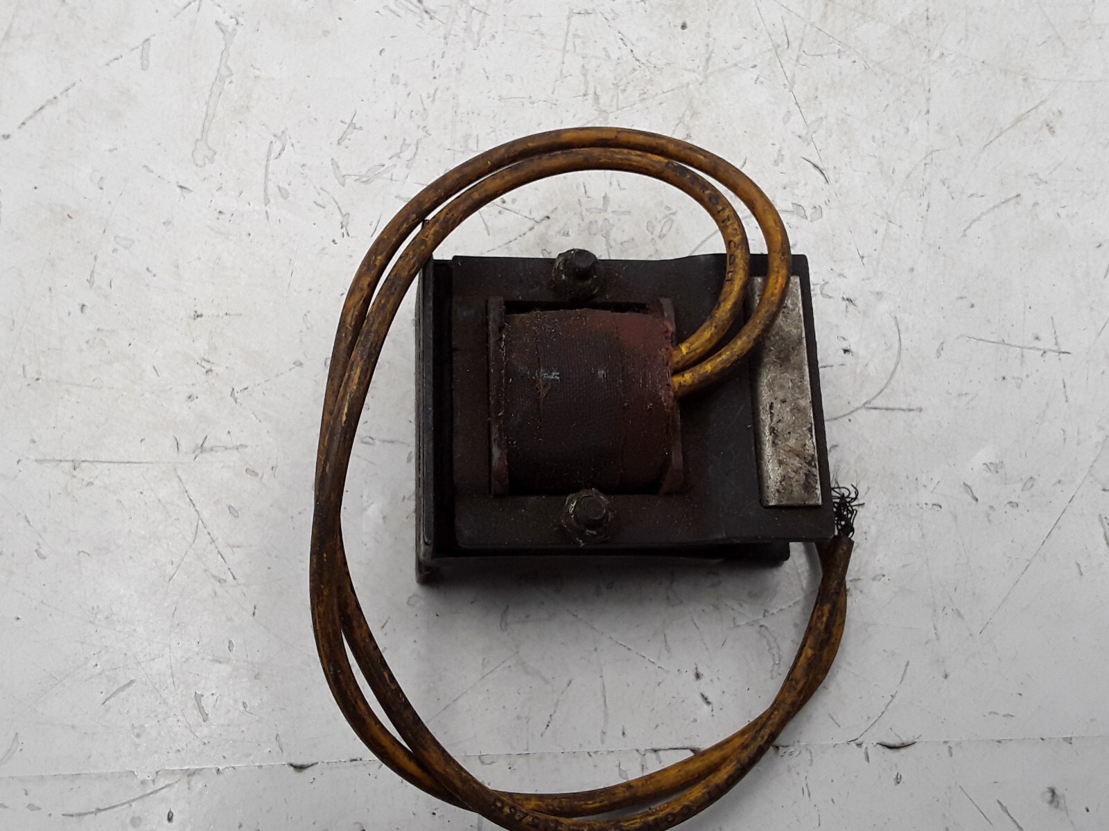 Decco Coil 3017547-3195024