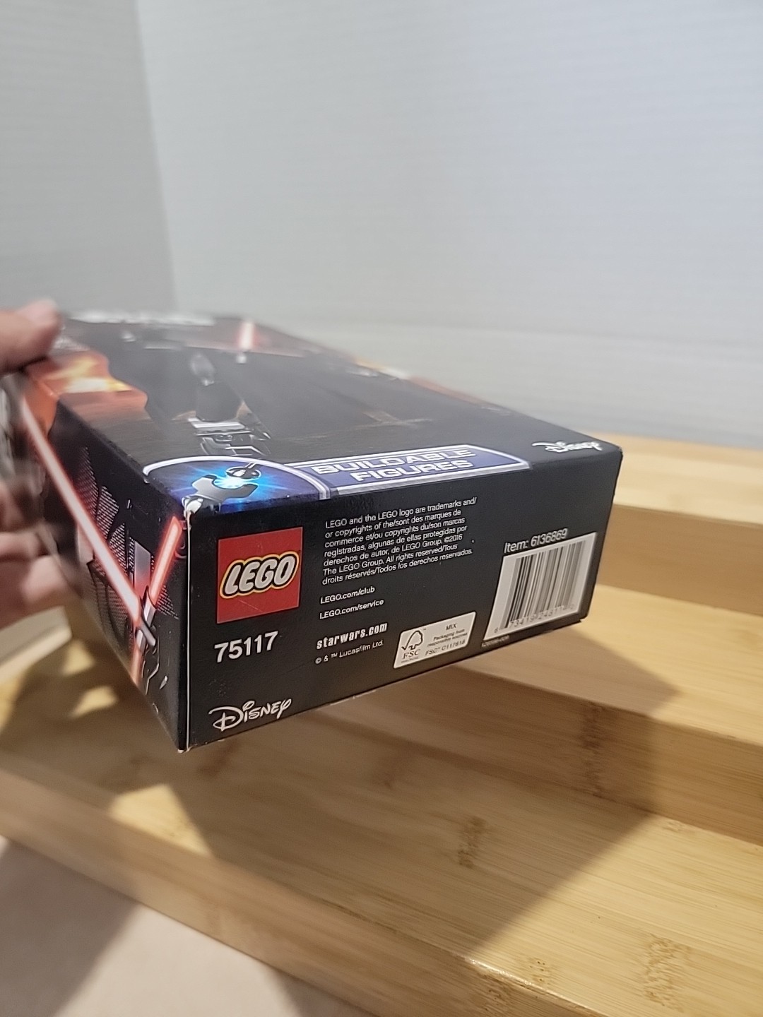 LEGO Star Wars Kylo Ren Buildable Figure 75117 New In Box - Fast Shipping