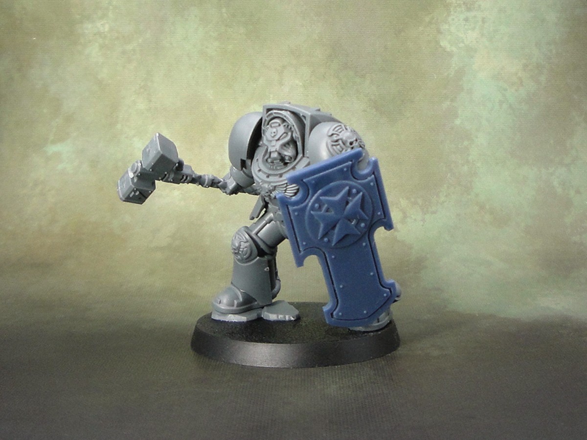 Exterminator Tower Shield Raised Cross Circle - compatible 40k terminator Storm