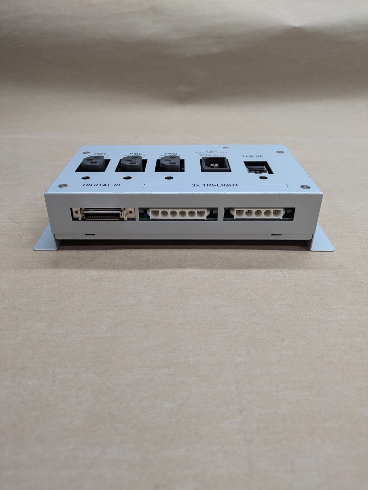 NEW - TAB/R3 Trilight Controller Box - 497-0450589