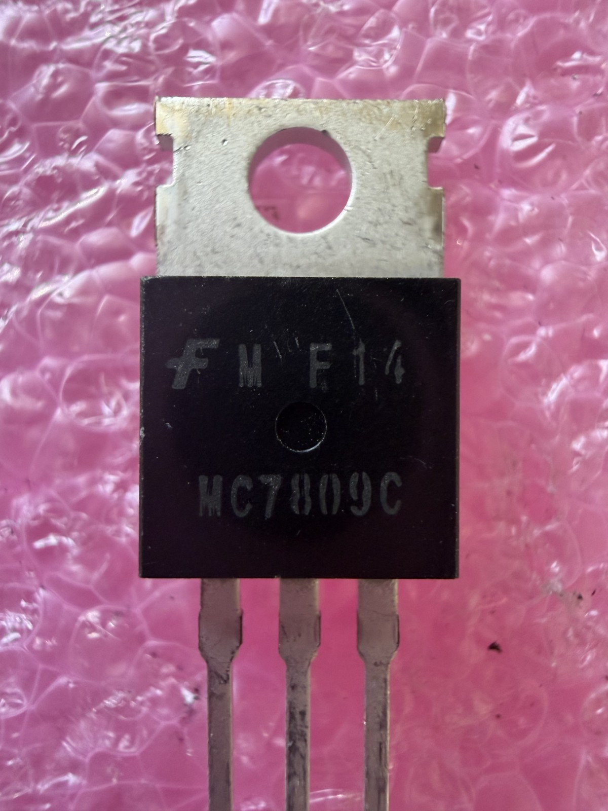 Fairchild MC7809C Integrated Circuit