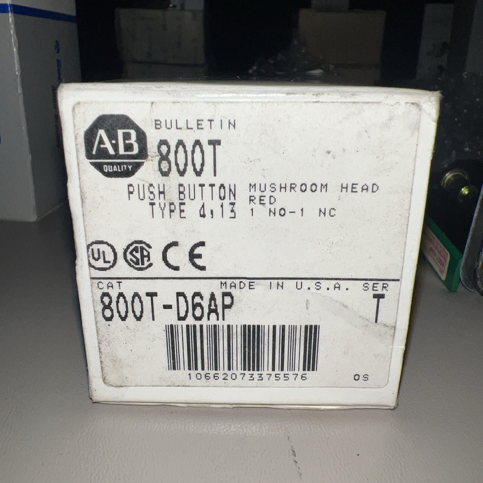 Allen-Bradley 800T-D6AP Pushbutton Mushroom Switch Type 4/13