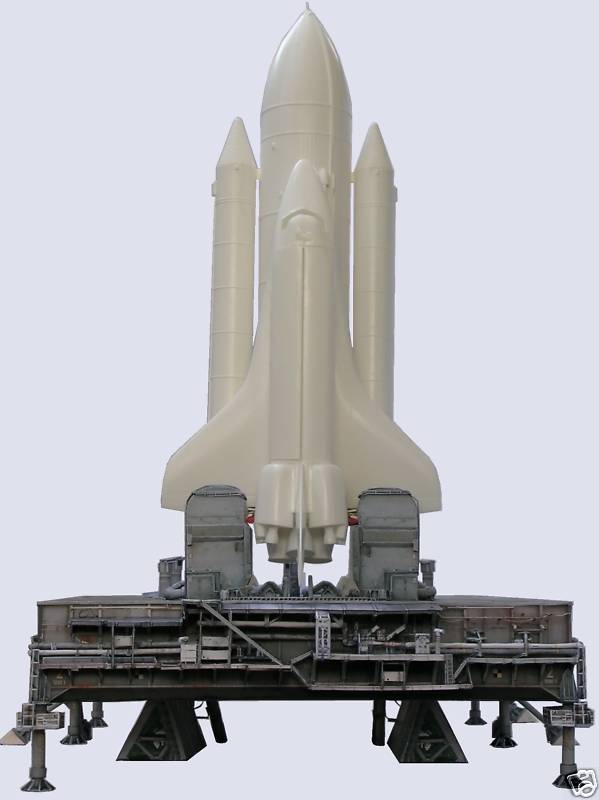 Space Shuttle Mobile Launch Platform MLP 1:72 for Monogram w/Boosters/Tanks READ