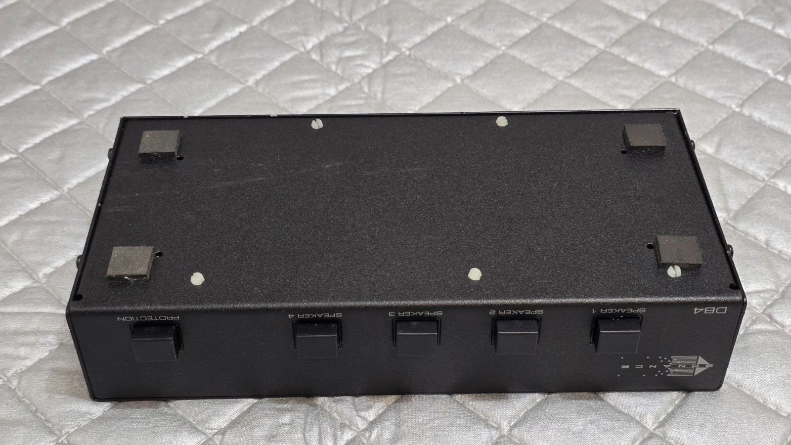 Sonance DB-4 Speaker Selector/Switch