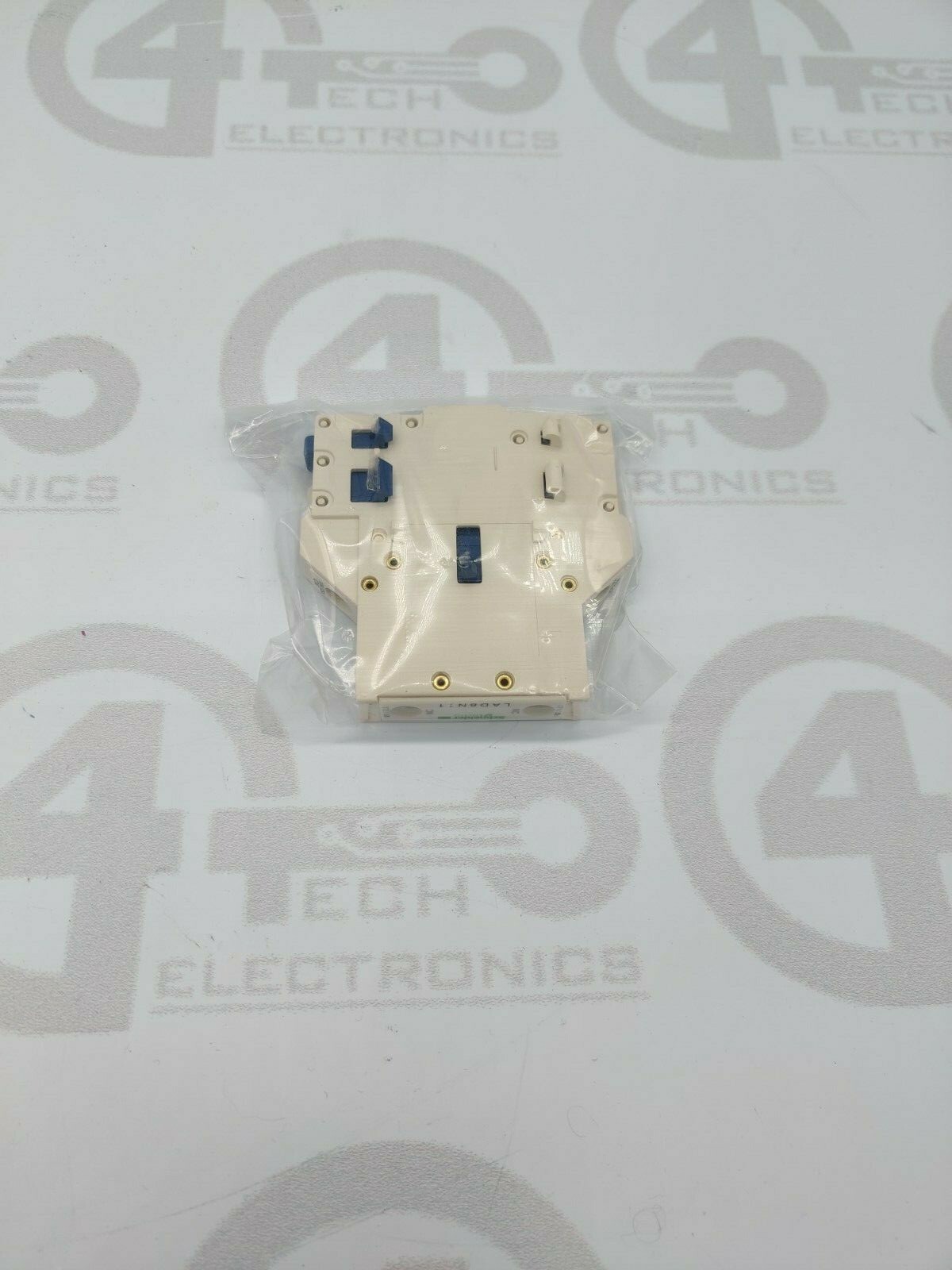 Universal Instruments Aux Contact Block 44201903