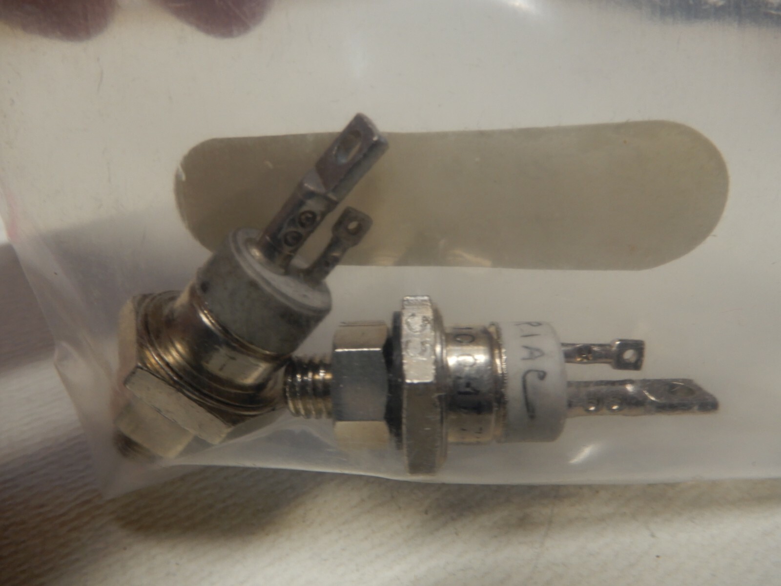 Philips BTW34 100MT BTW34 1400MT TRIAC Stud Mount