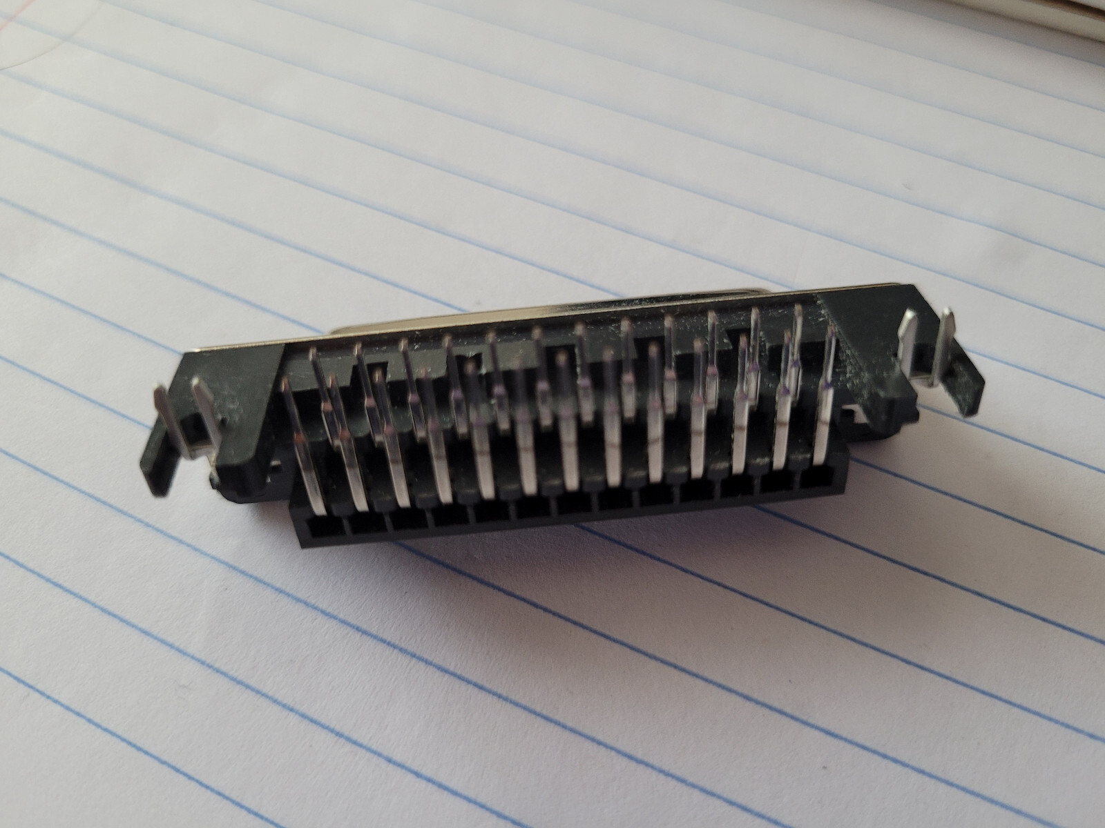 2 pcs - 25-pin Female, PCB mount connector