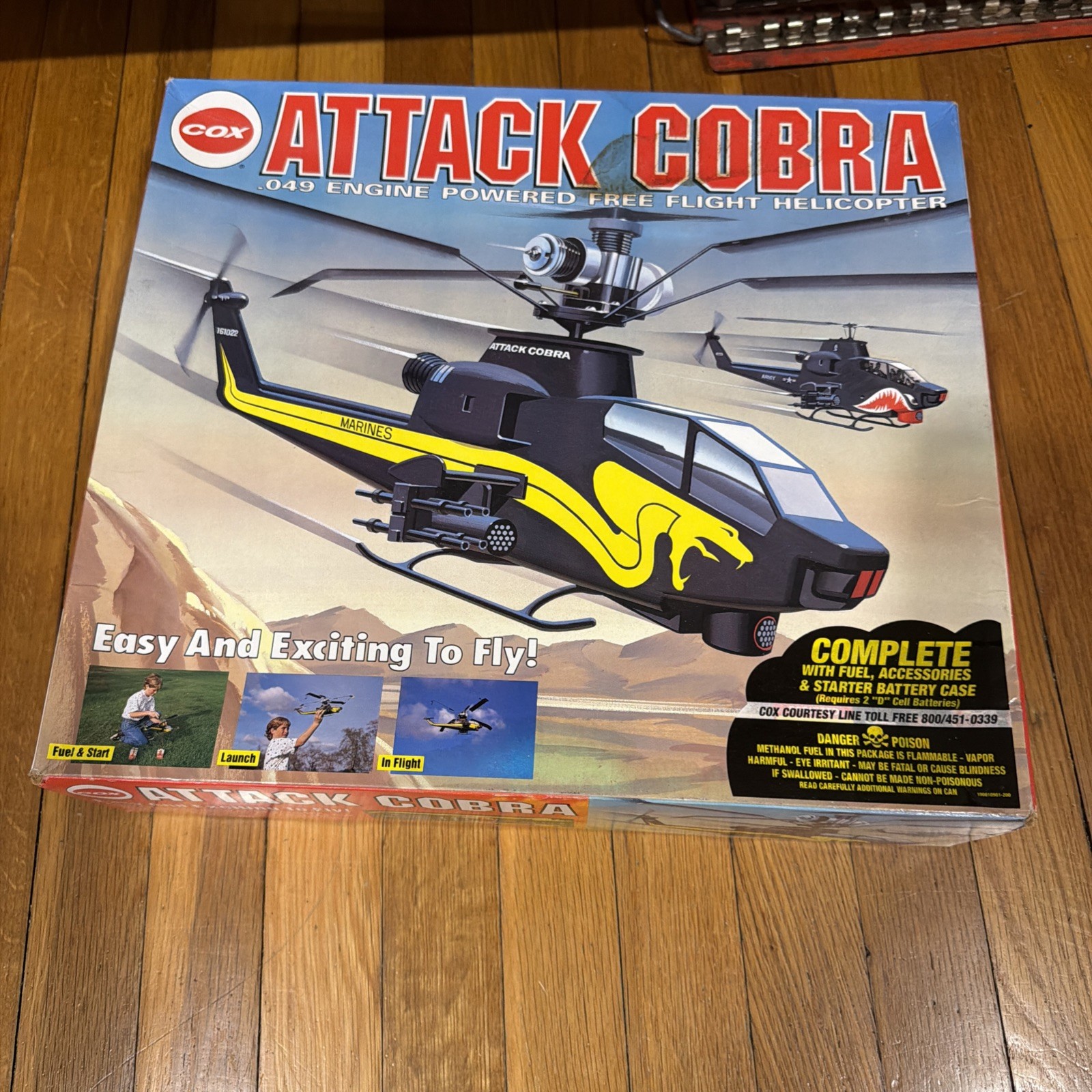 Cox 049 ATTACK COBRA Helicopter Open Box New
