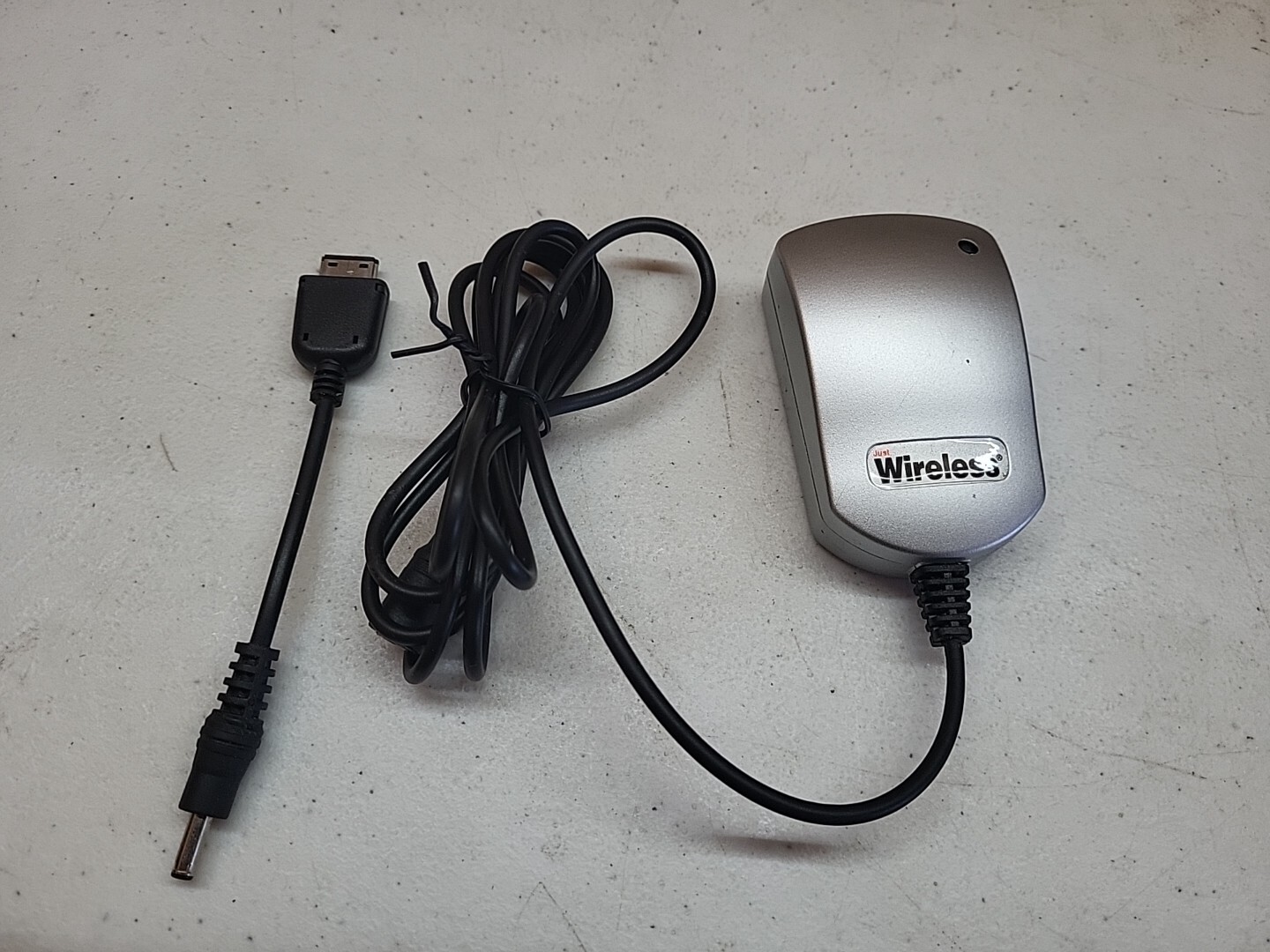 JUST WIRELESS WALL ADAPTER SKU04026