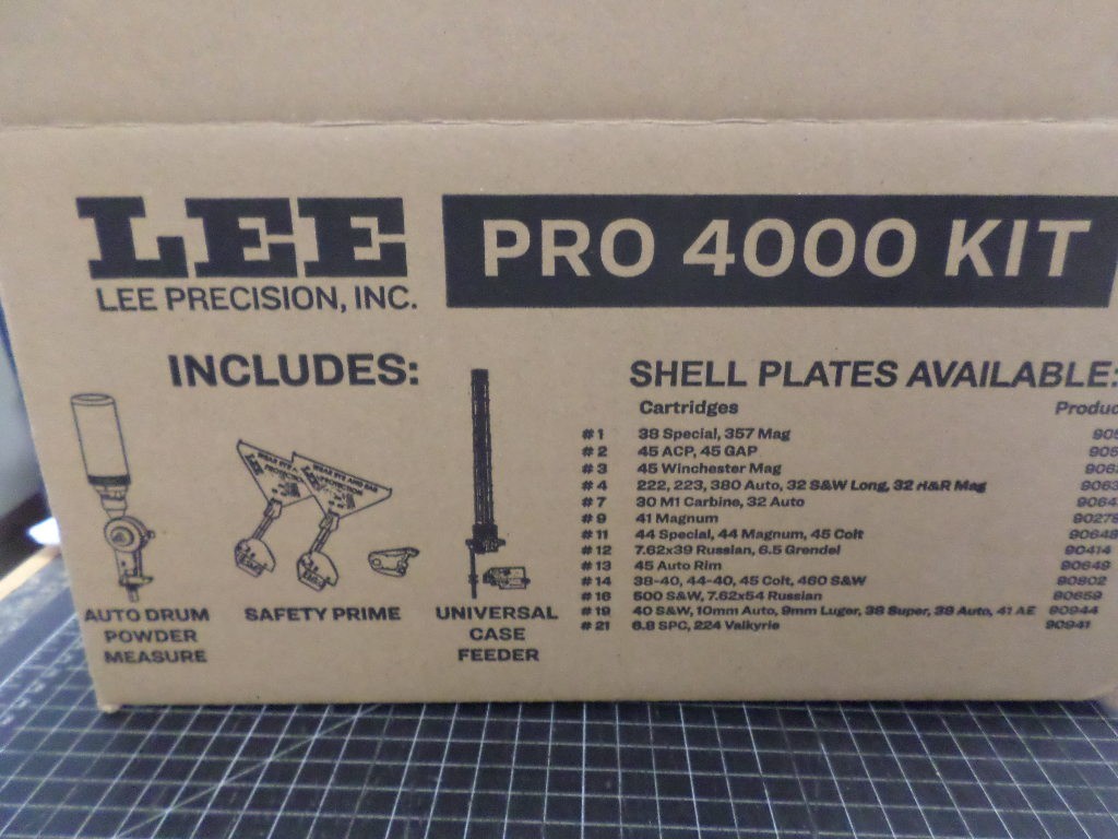 LEE PRO 4000 Press Reloading (KIT), all original, Progressive, w 9mm Die Set