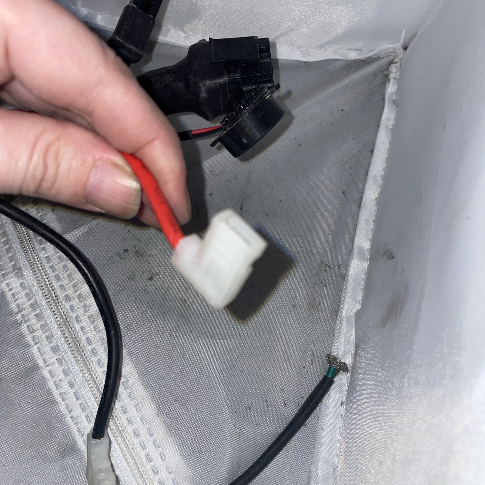 Fuse Box Connection With Horn For Pride Mobility Scooter DN2