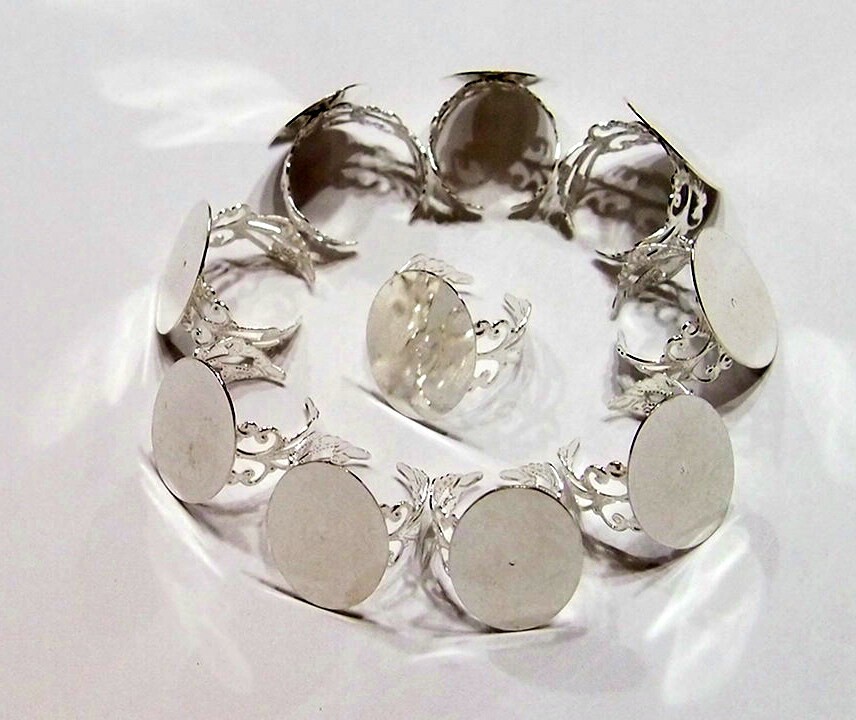 30 of 25x18mm Shiny Silver Adjustable Flat Face Victorian Scroll Ring Settings