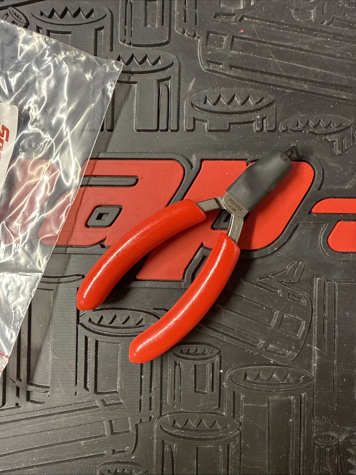NEW Snap-on P88145A Soft Grip Precision Oval Diagonal Flush Cutting Pliers