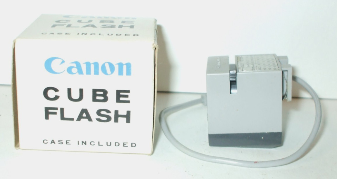 Vintage Used CANON CAMERA CUBE FLASH Shoe Adapter UNTESTED Japan
