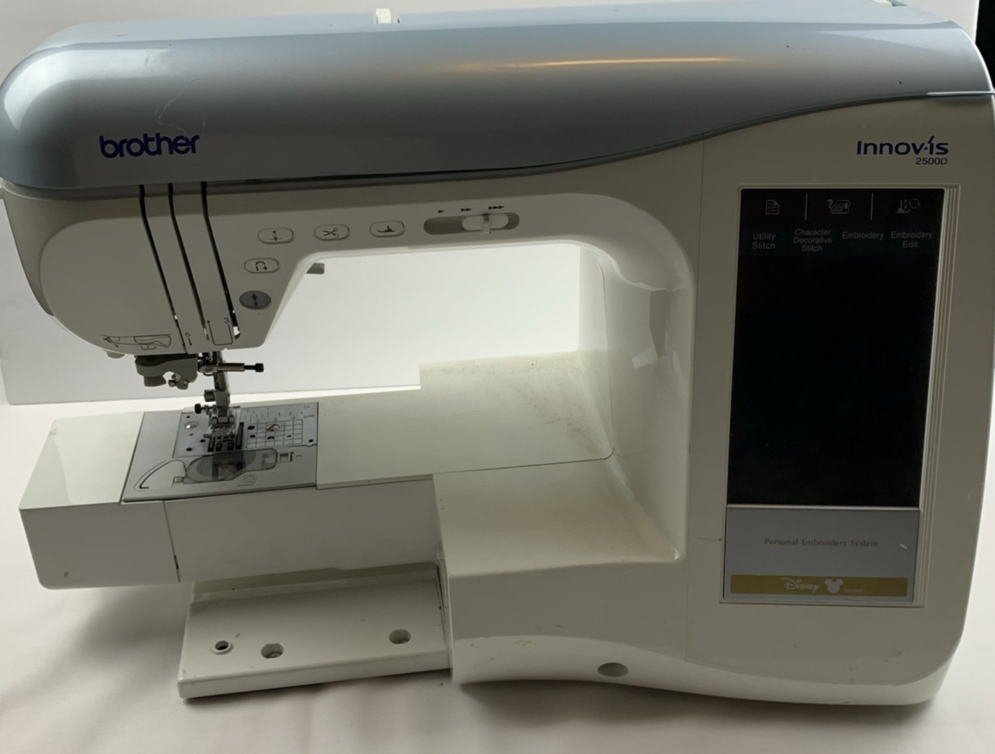 Brother Innovis 2500D Sewing & Embroidery Machine + Accessories & Carrying Case