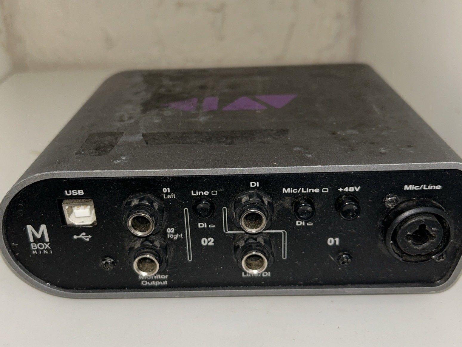 AVID Mbox Mini USB Audio Interface - Not Tested (Missing Volume Knob)